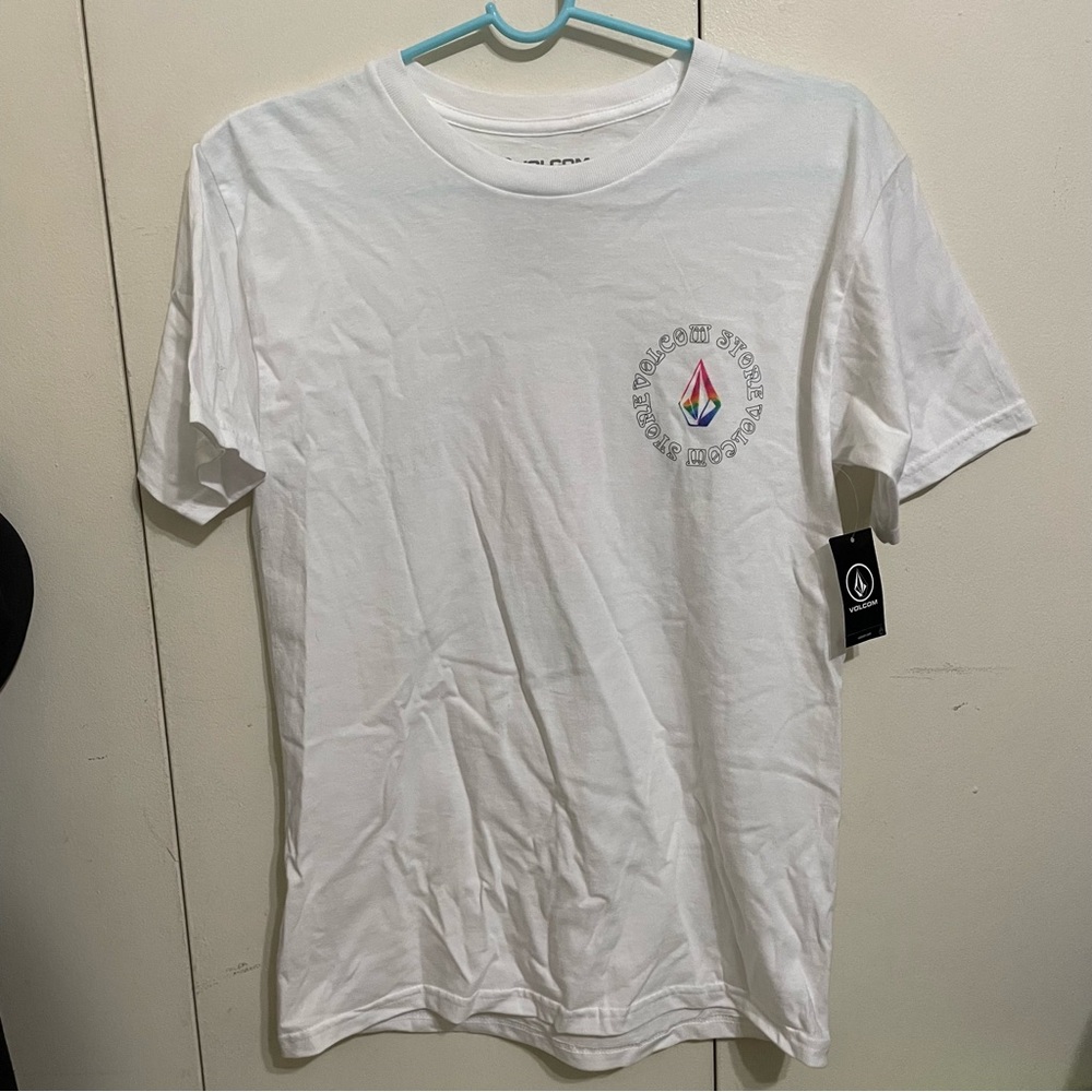 🤝 Volcom Store T-Shirt 🤝